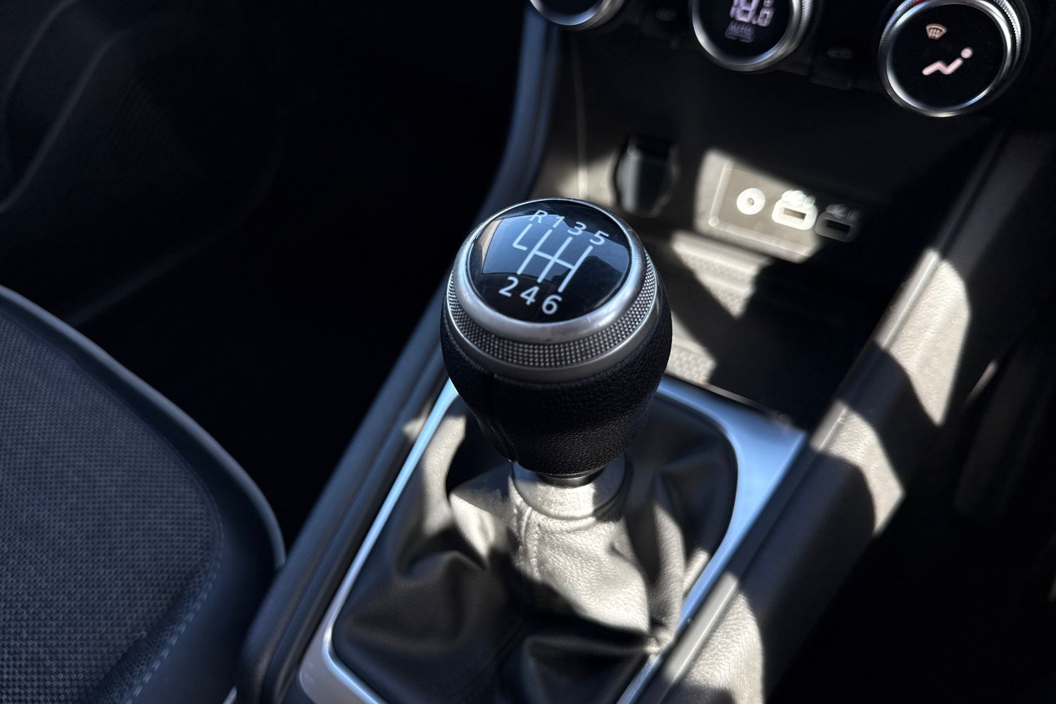 Used Renault Captur 2024 for sale - 77929037: Photo 20