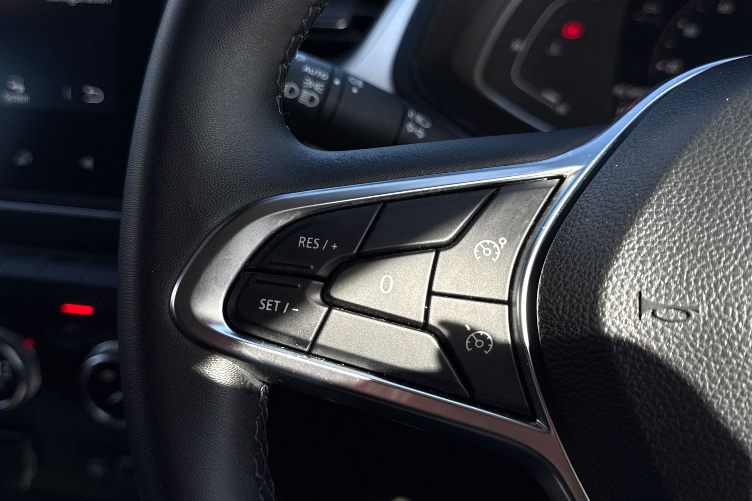 Used Renault Captur 2024 for sale - 77929037: Photo 34