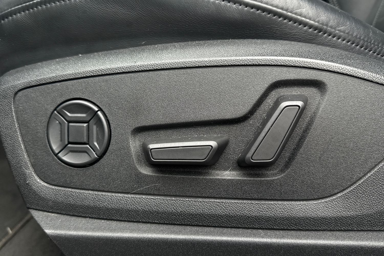 Used Audi e-tron 2021 for sale - 77963299: Photo 32