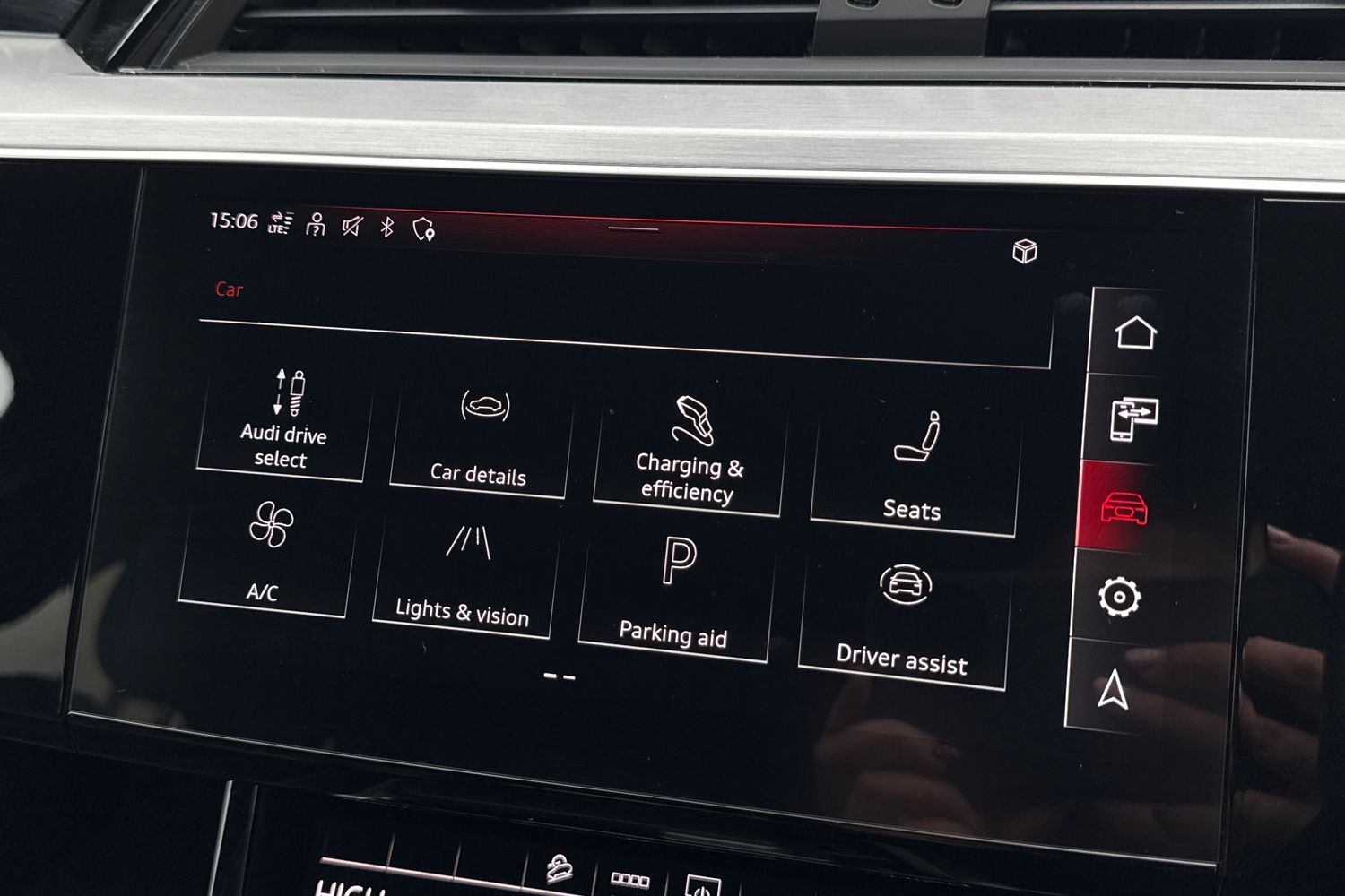 Used Audi e-tron 2021 for sale - 77963299: Photo 37