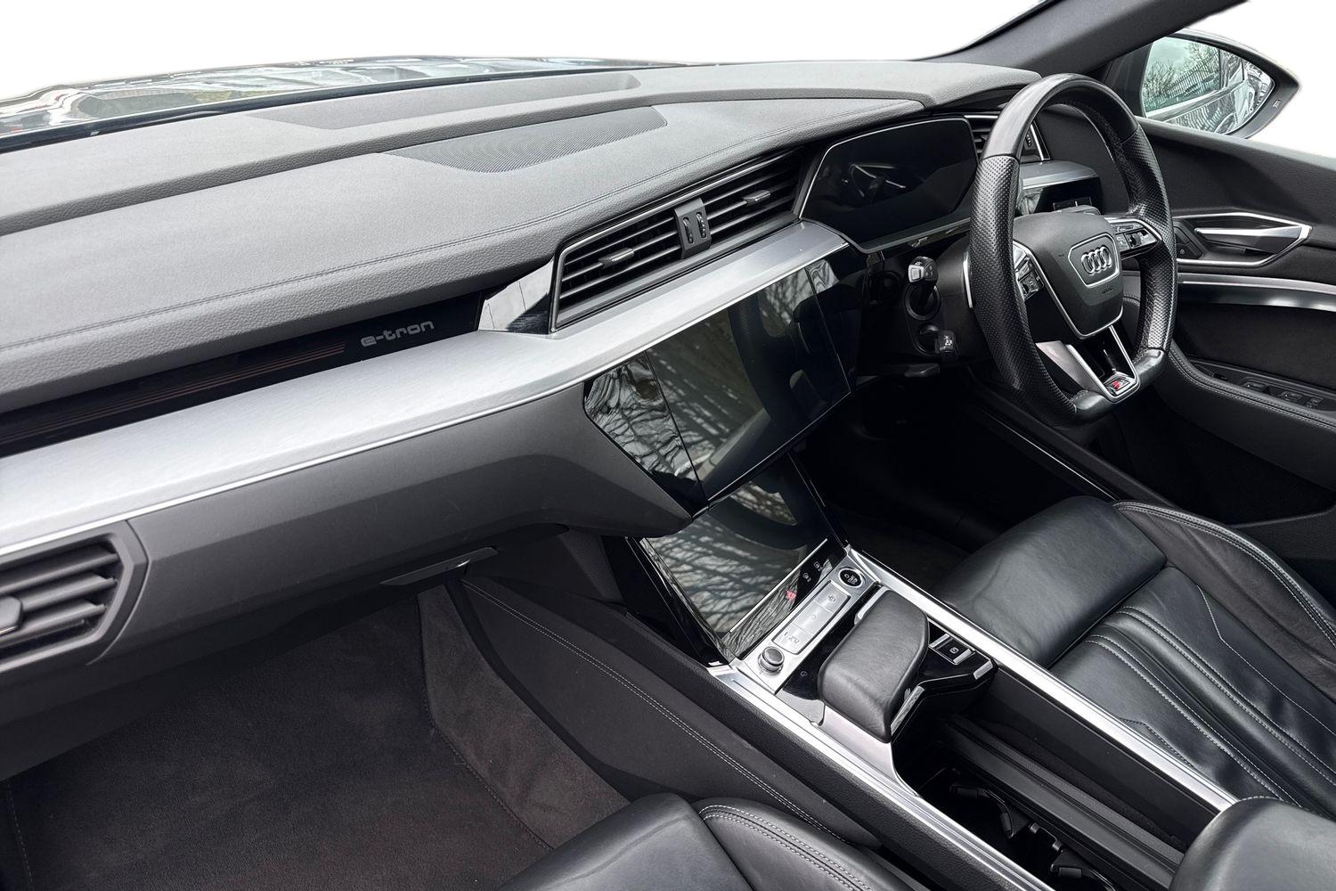 Used Audi e-tron 2021 for sale - 77963299: Photo 9