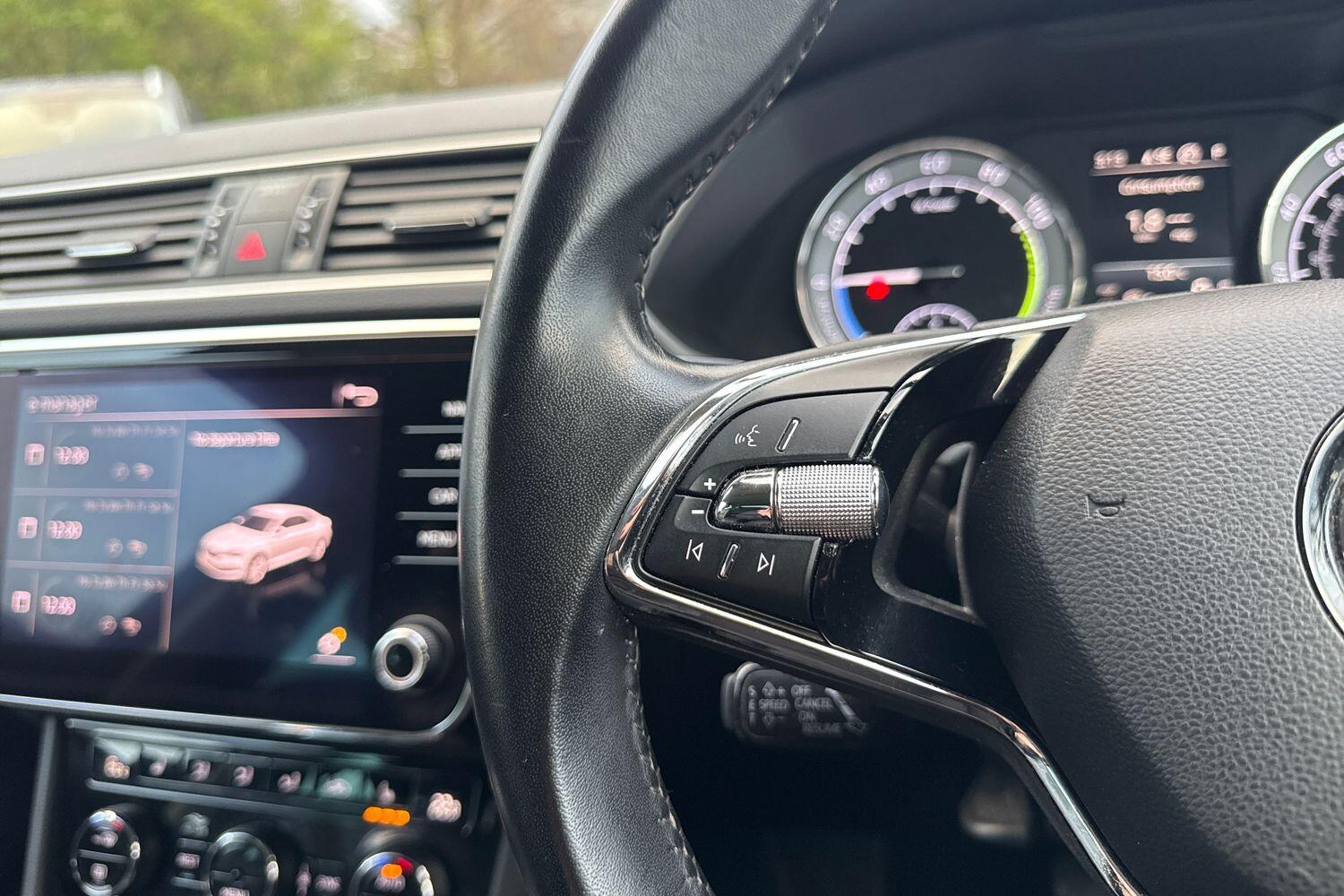 Used Skoda Superb 2021 for sale - 77368348: Photo 40