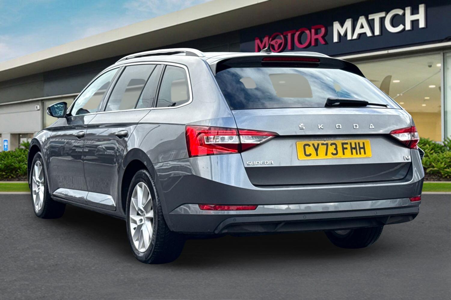 Used Skoda Superb 2023 for sale - 77582722: Photo 2