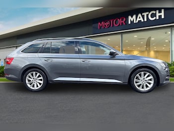 Used Skoda Superb 2023 for sale - 77582722: Photo