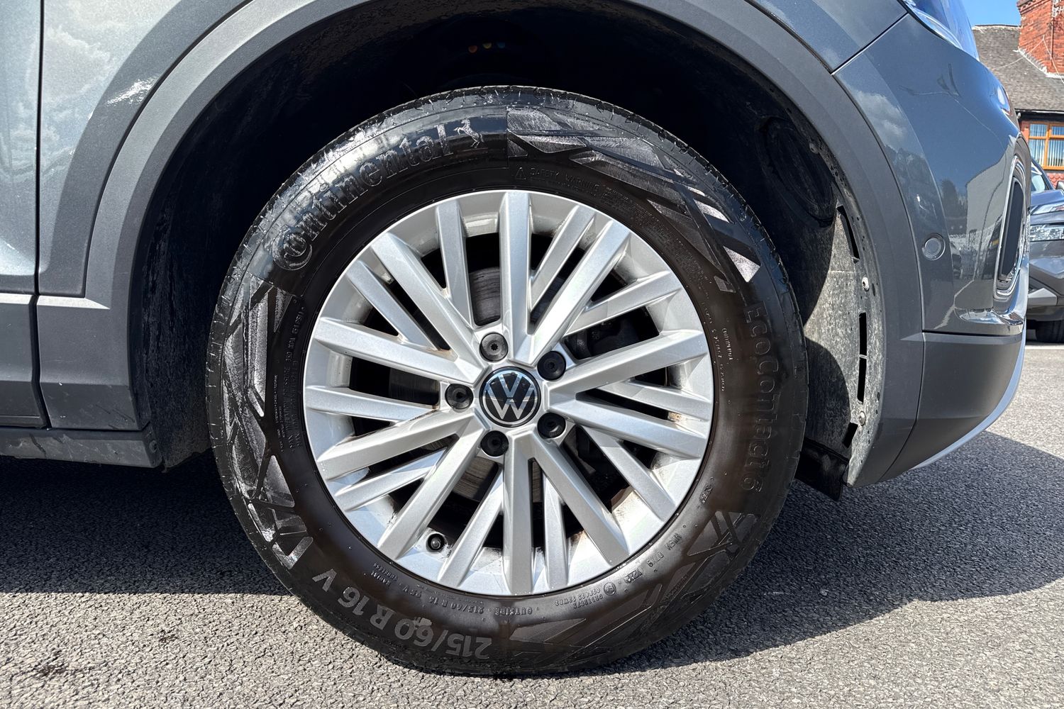 Used Volkswagen T-Roc 2022 for sale - 78121147: Photo 24