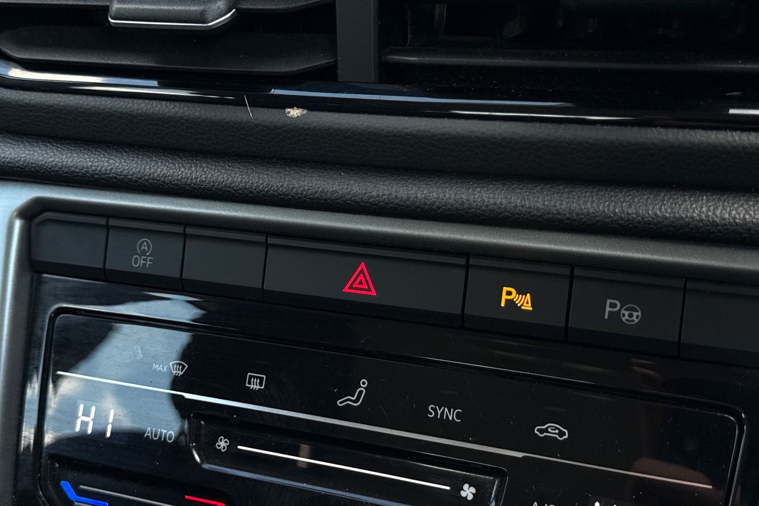 Used Volkswagen T-Roc 2022 for sale - 78121147: Photo 41