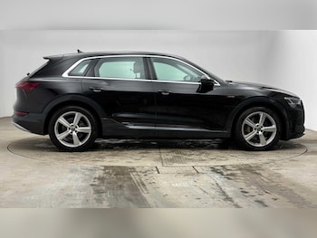 Used Audi e-tron 2020 for sale - 78512538: Photo