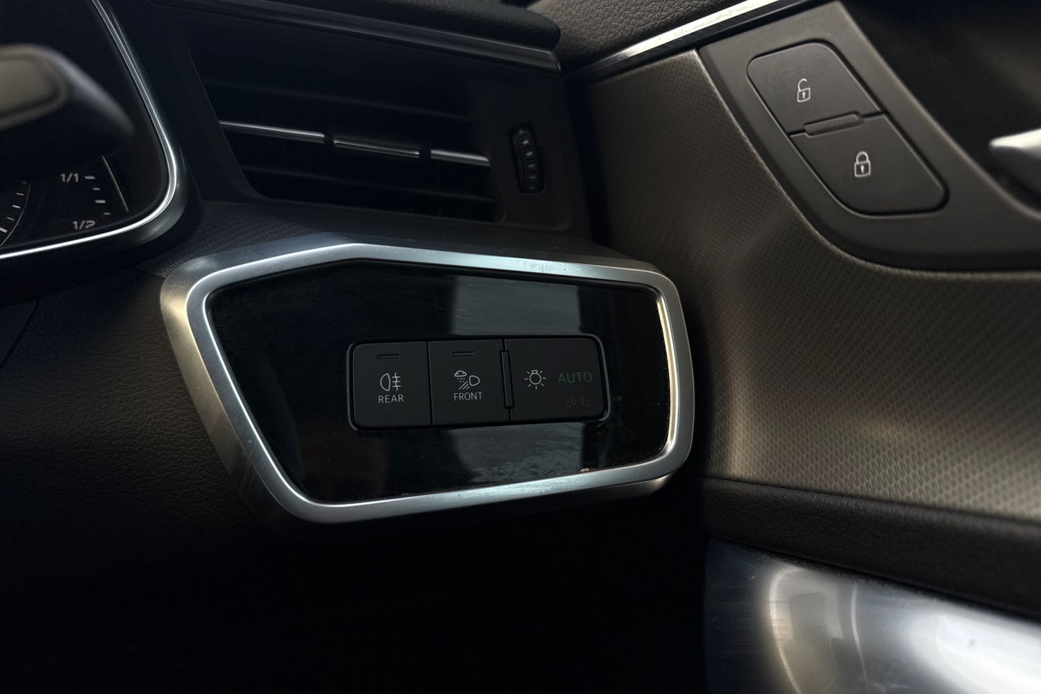 Used Audi A6 Saloon 2019 for sale - 76896208: Photo 27