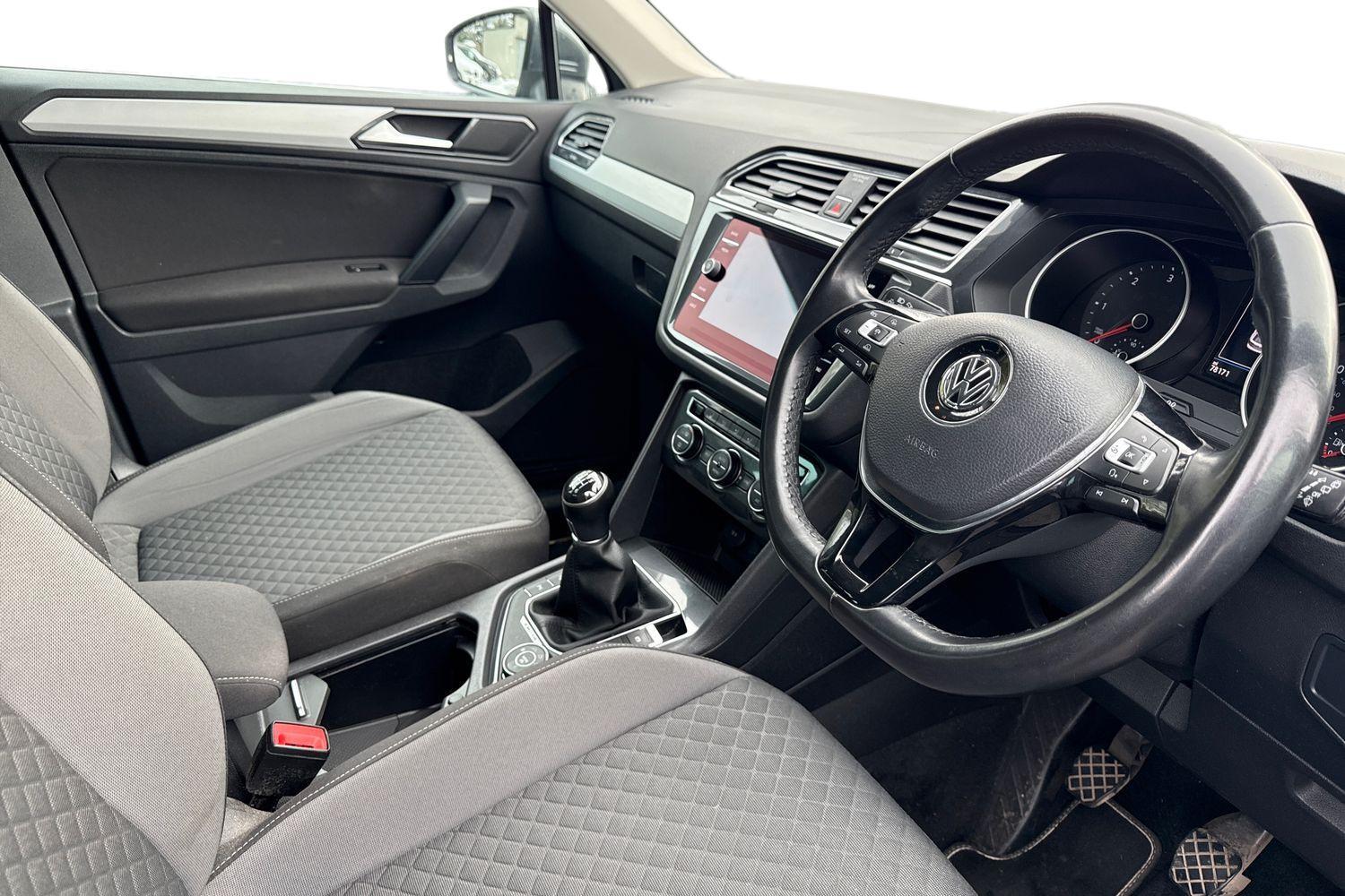 Used Volkswagen Tiguan 2017 for sale - 77139013: Photo 8