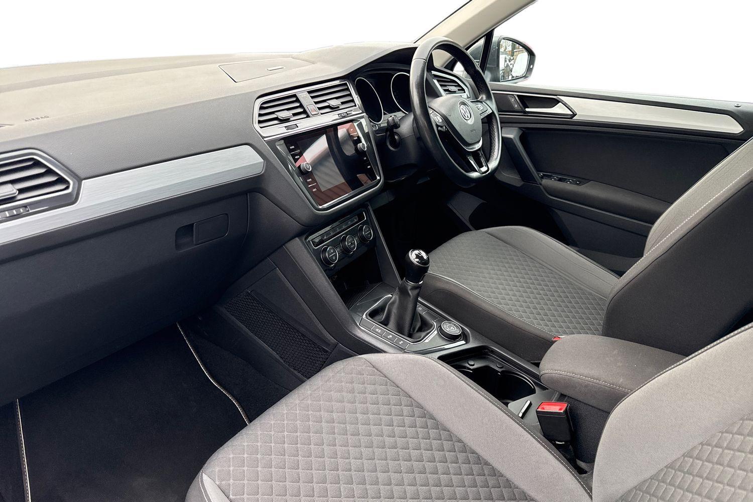 Used Volkswagen Tiguan 2017 for sale - 77139013: Photo 9