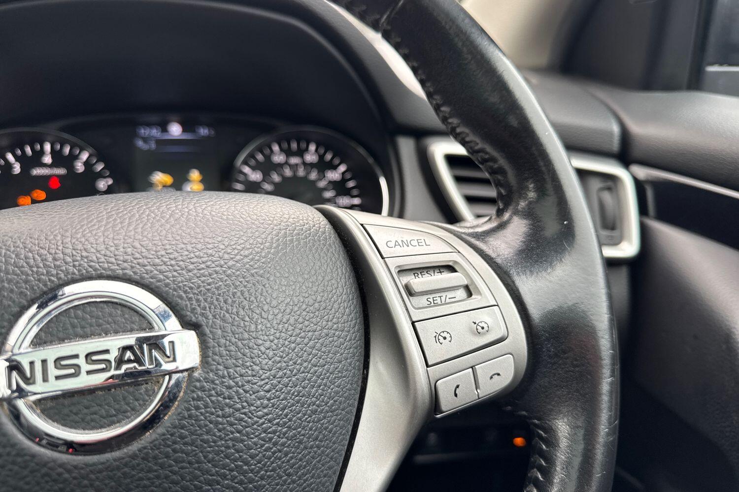 Used Nissan Qashqai 2016 for sale - 76469335: Photo 28