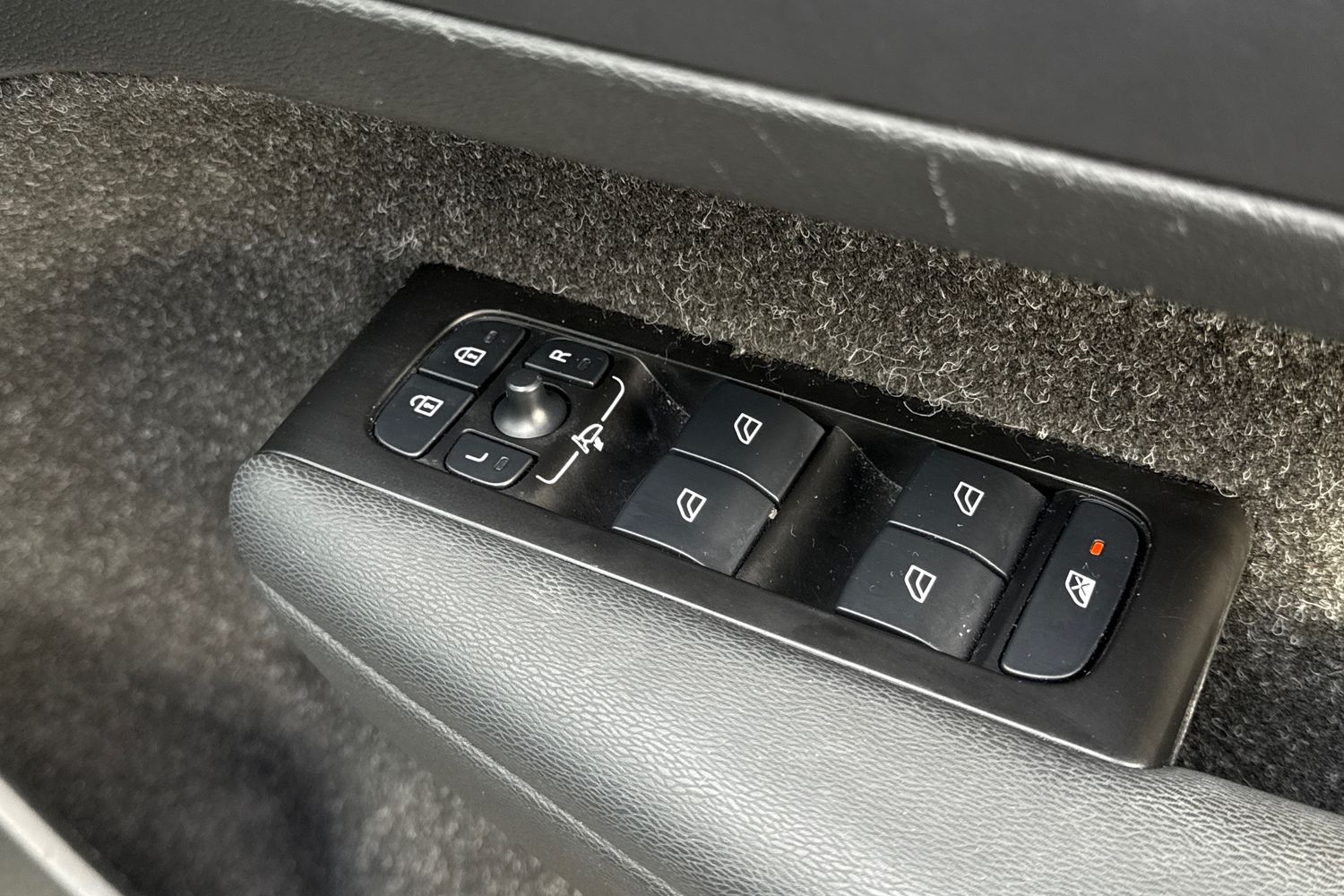 Used Volvo XC40 2021 for sale - 77593458: Photo 18