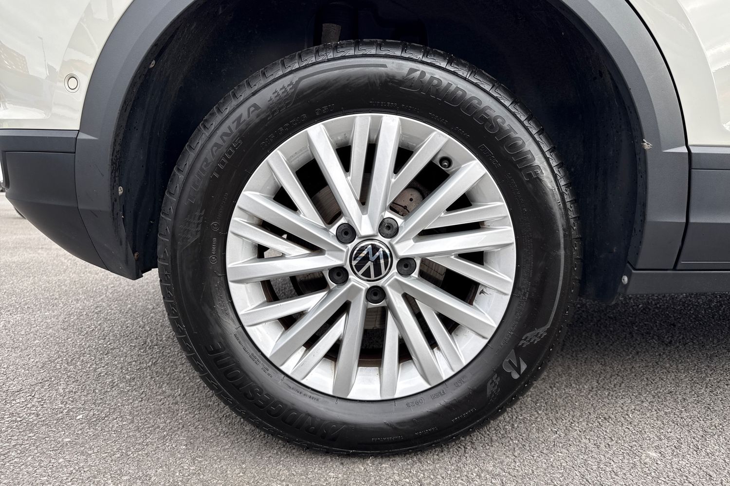 Used Volkswagen T-Roc 2022 for sale - 76365125: Photo 23