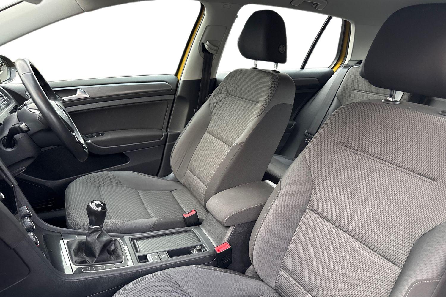 Used Volkswagen Golf 2018 for sale - 76961627: Photo 11