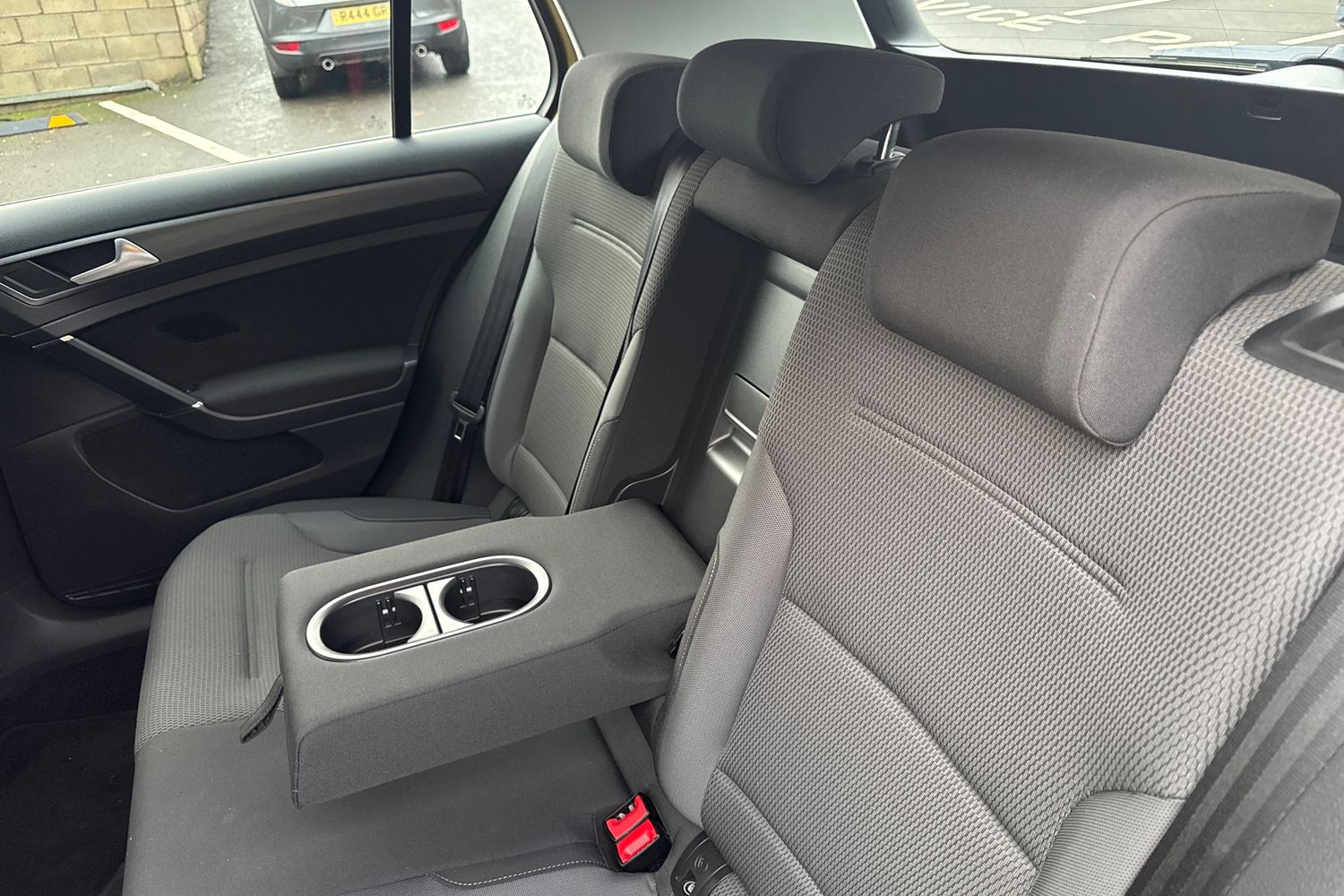 Used Volkswagen Golf 2018 for sale - 76961627: Photo 14