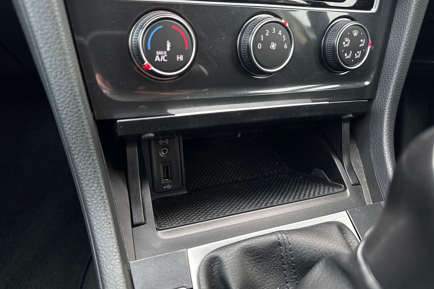 Used Volkswagen Golf 2018 for sale - 76961627: Photo 36