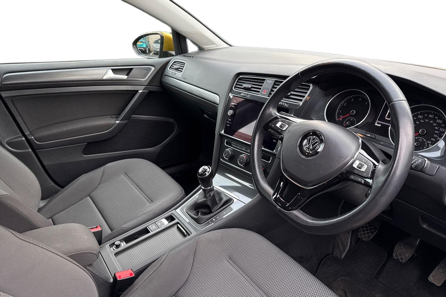 Used Volkswagen Golf 2018 for sale - 76961627: Photo 8