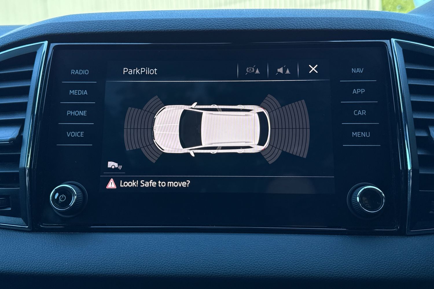 Used Skoda Karoq 2020 for sale - 76365152: Photo 39