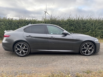 Used Alfa Romeo Giulia 2021 for sale - 75632023: Photo