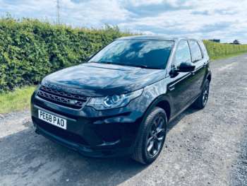 Used Land Rover Discovery Sport 2018 for sale - 74831117: Photo
