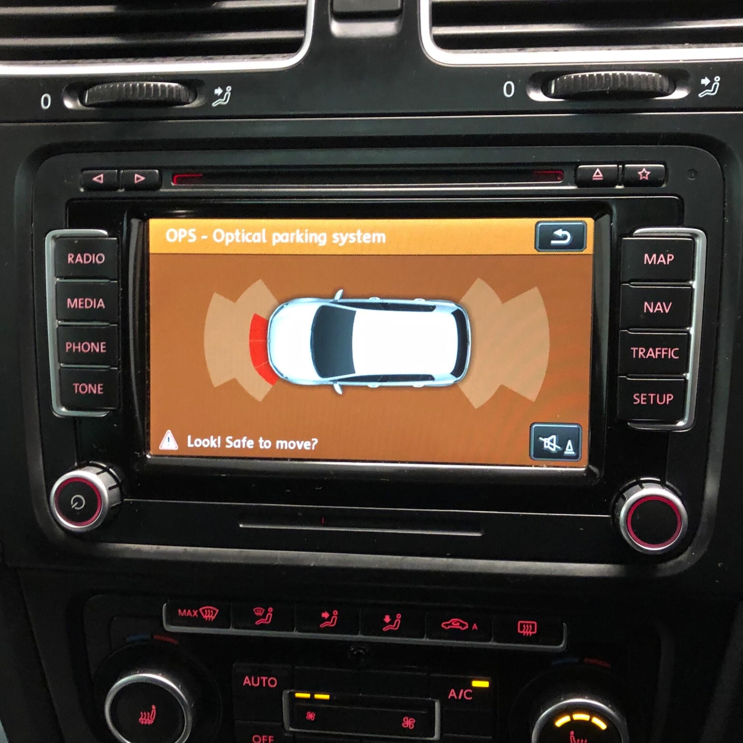 Used Volkswagen Golf 2012 for sale - 76214863: Photo 47