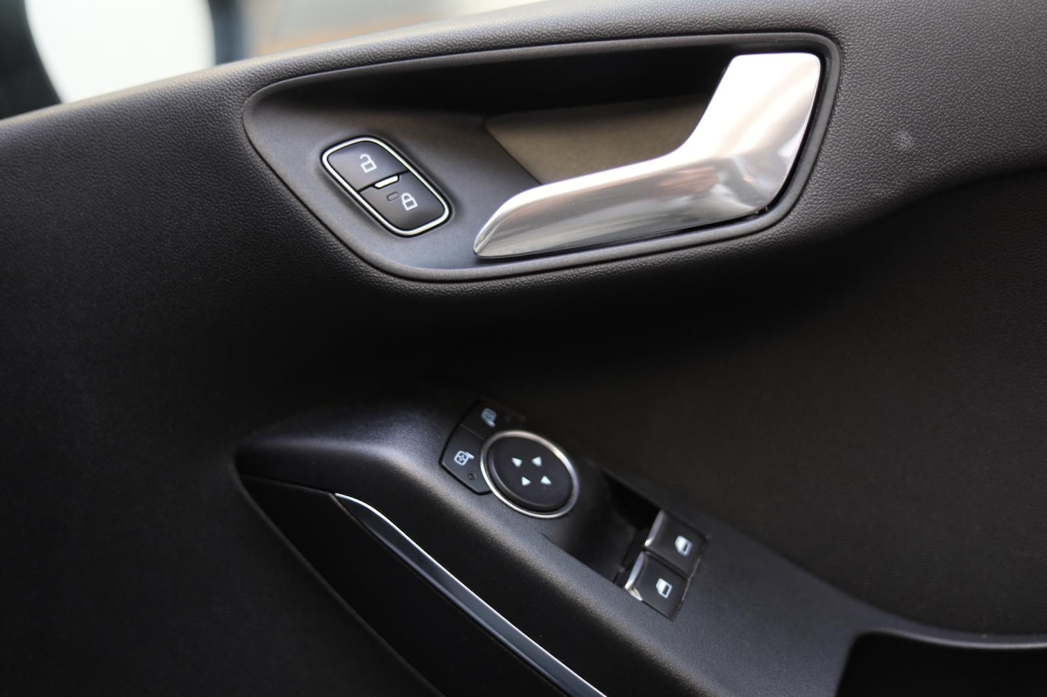 Used Ford Fiesta 2018 for sale - 76656941: Photo 14