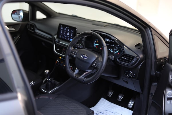Used Ford Fiesta 2018 for sale - 76314242: Photo 9