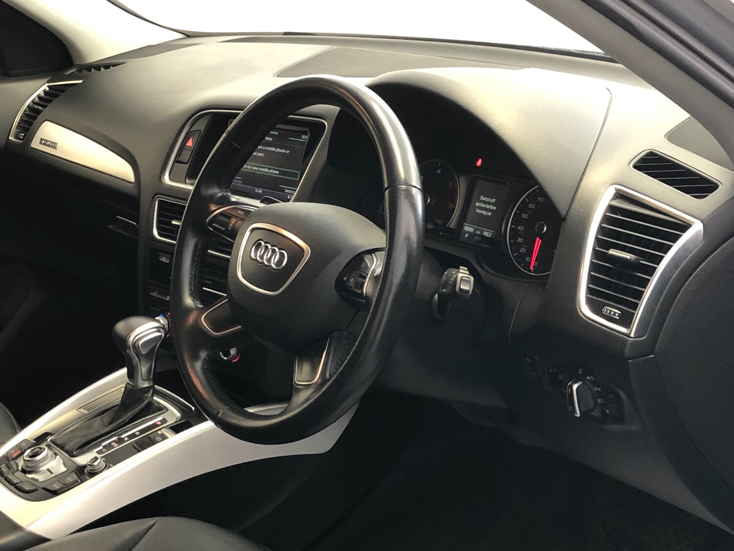 Used Audi Q5 2015 for sale - 76659435: Photo 40