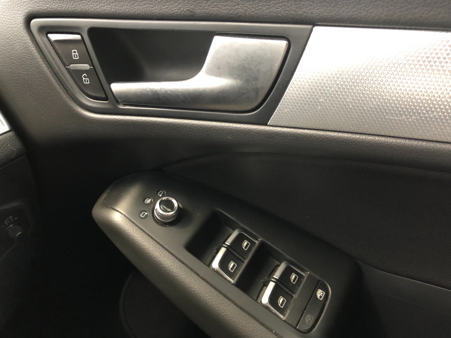 Used Audi Q5 2015 for sale - 76659435: Photo 54