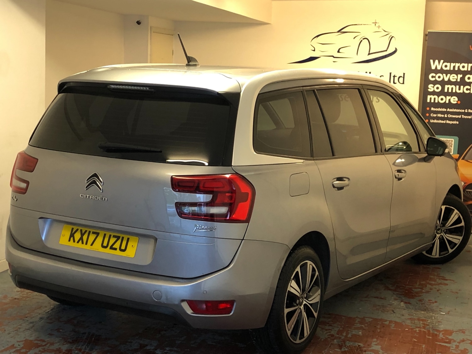 Used Citroen C4 Grand Picasso 2017 for sale - 76369531: Photo 42