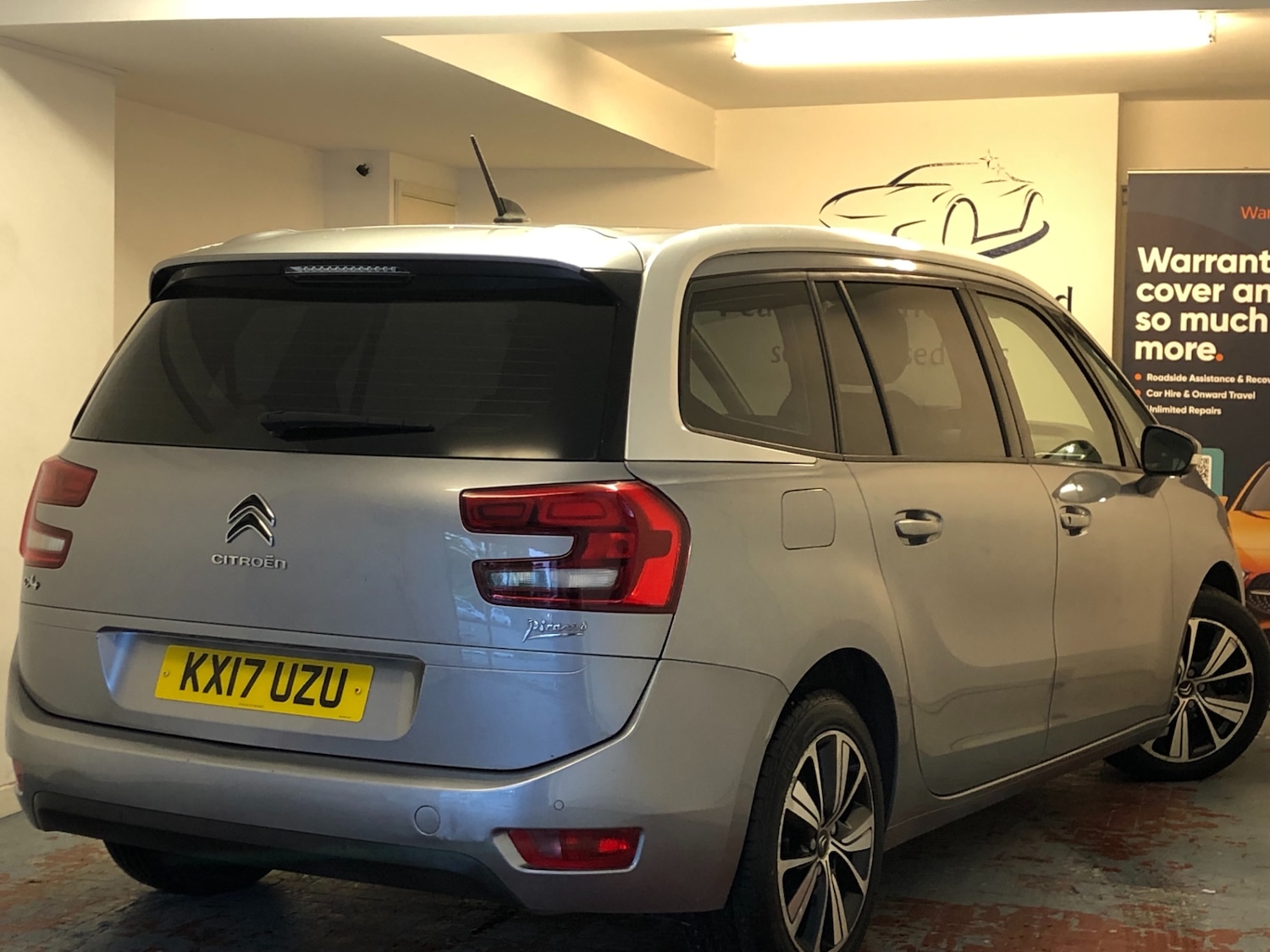 Used Citroen C4 Grand Picasso 2017 for sale - 76369531: Photo 6