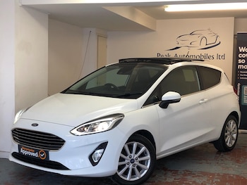 Used Ford Fiesta 2017 for sale - 76121399: Photo