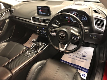 Used Mazda Mazda3 2016 for sale - 76259635: Photo 4