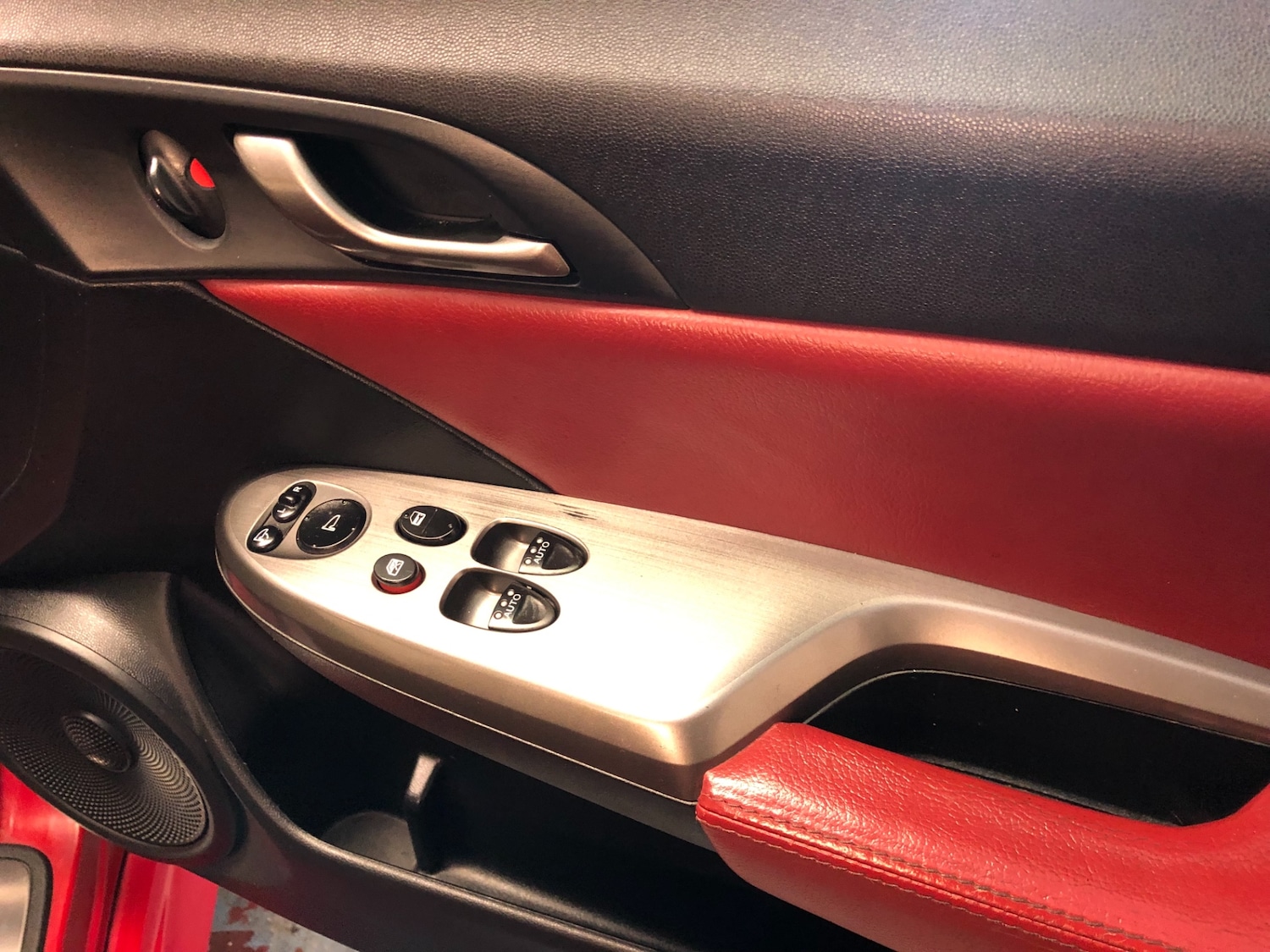 Used Honda Civic 2011 for sale - 76656493: Photo 36