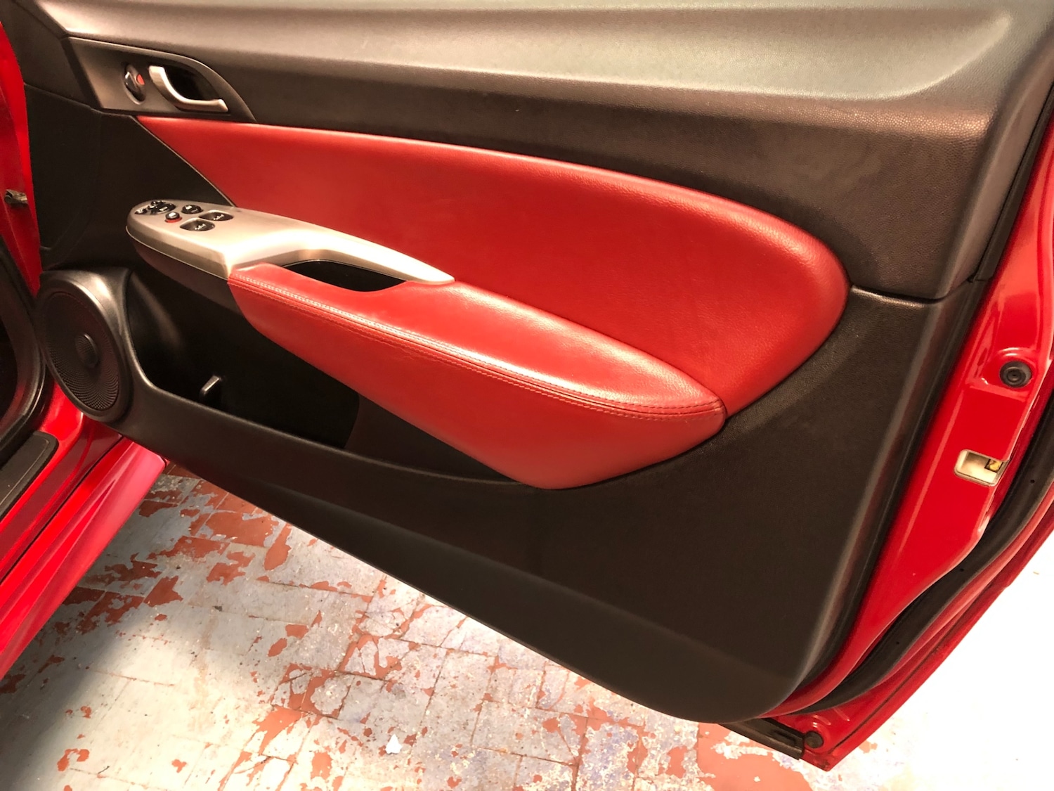 Used Honda Civic 2011 for sale - 76656493: Photo 37