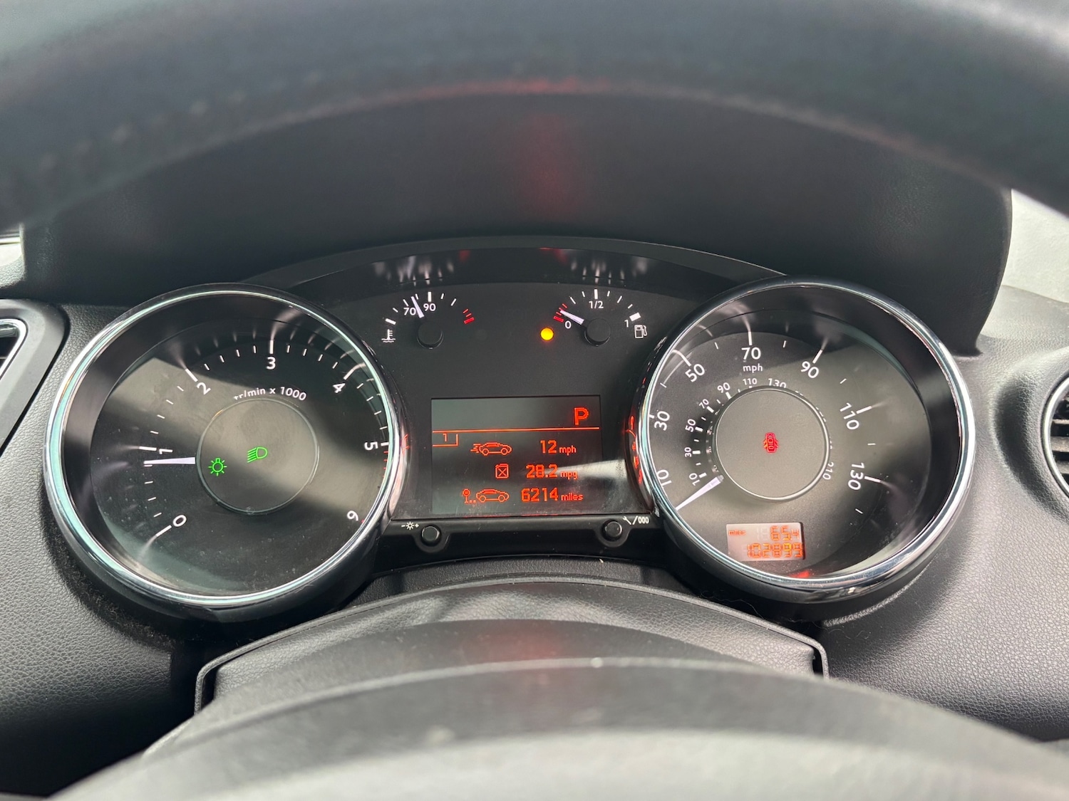 Used Peugeot 5008 2013 for sale - 76556728: Photo 18