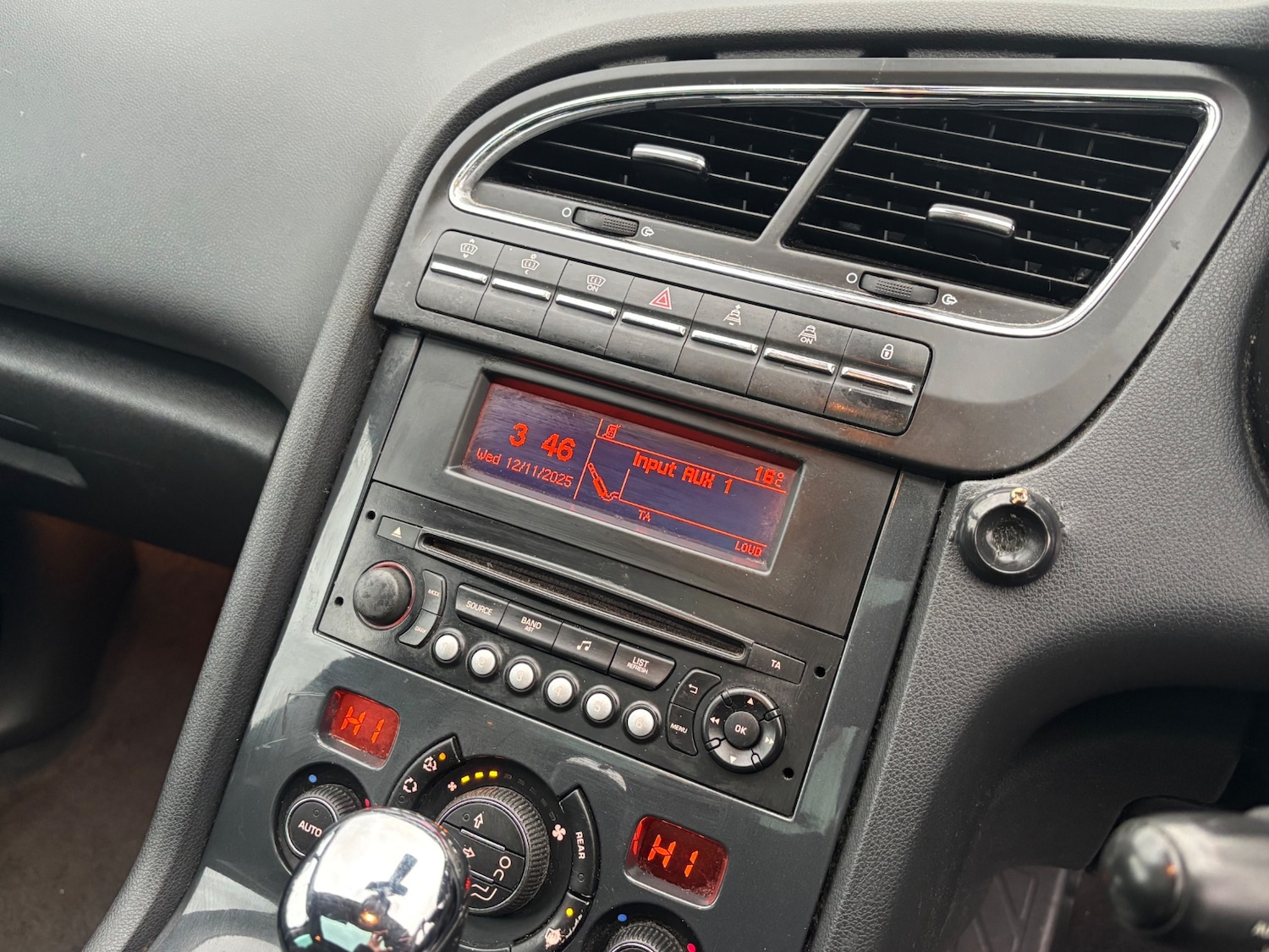 Used Peugeot 5008 2013 for sale - 76556728: Photo 19