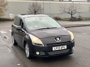 Used Peugeot 5008 2013 for sale - 76556728: Photo