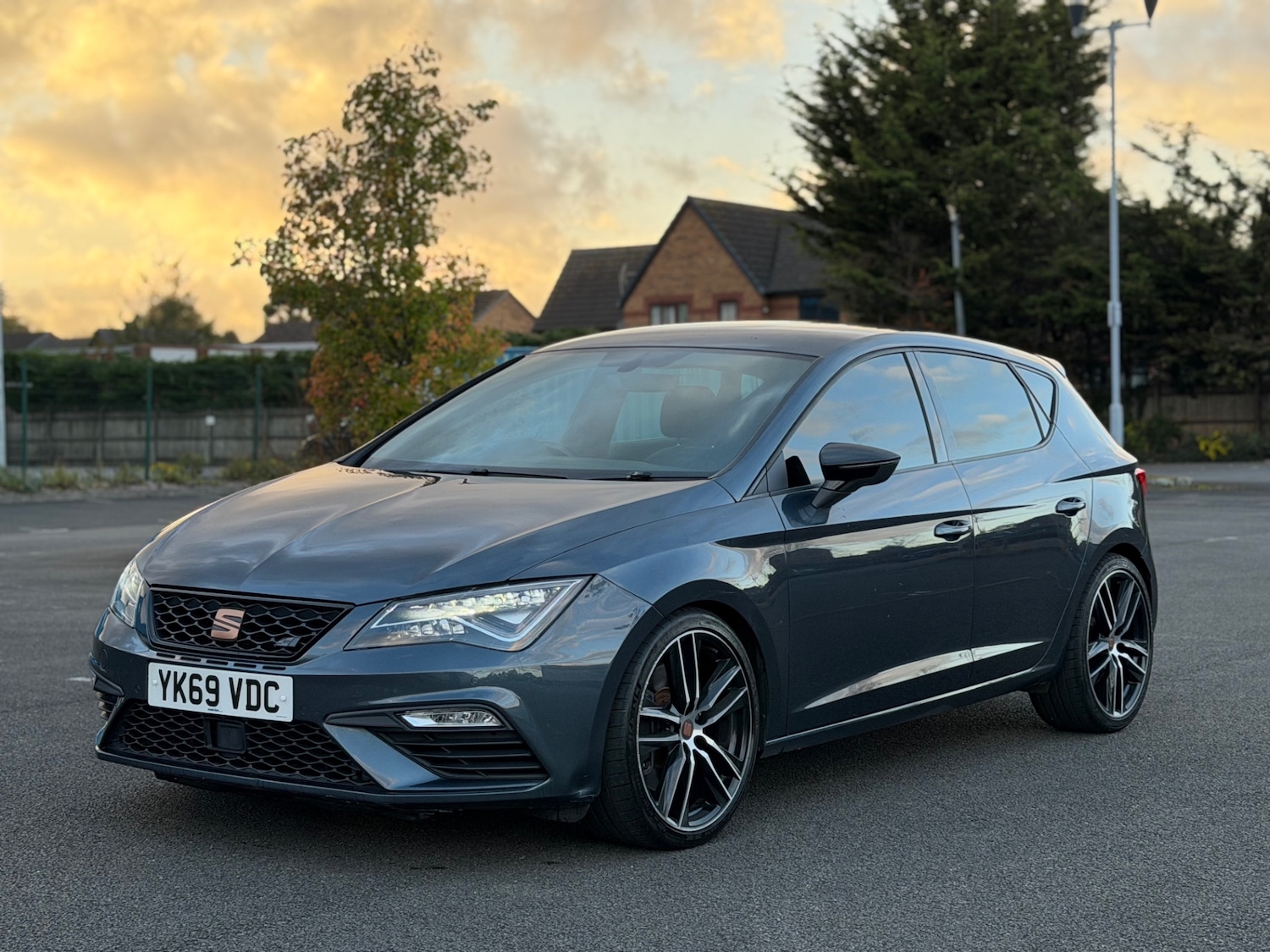 Used SEAT Leon 2019 for sale - 76393791: Photo 3