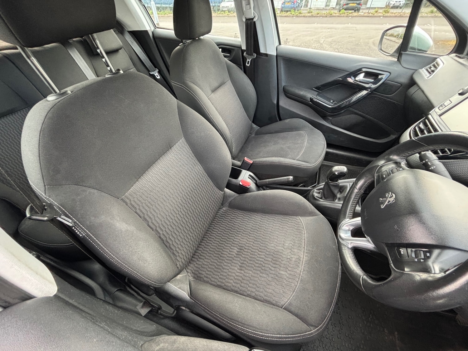 Used Peugeot 208 2017 for sale - 78180214: Photo 13