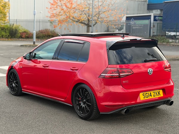 Used Volkswagen Golf 2014 for sale - 76322534: Photo 4