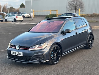 Used Volkswagen Golf 2018 for sale - 76847352: Photo