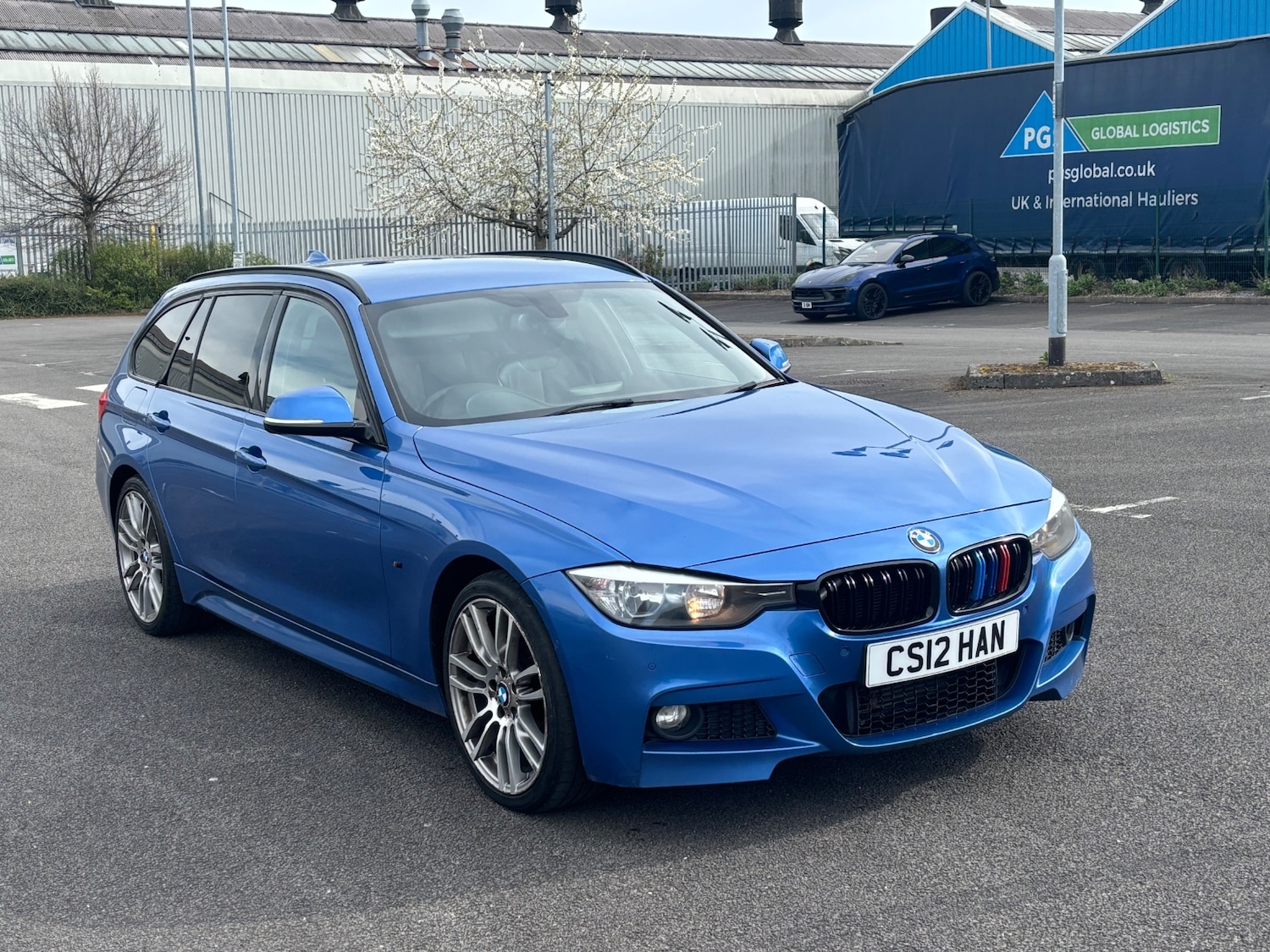 Used BMW 3 Series 2013 for sale - 78180109: Photo 2