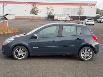Used Renault Clio 2012 for sale - 76340665: Photo 4
