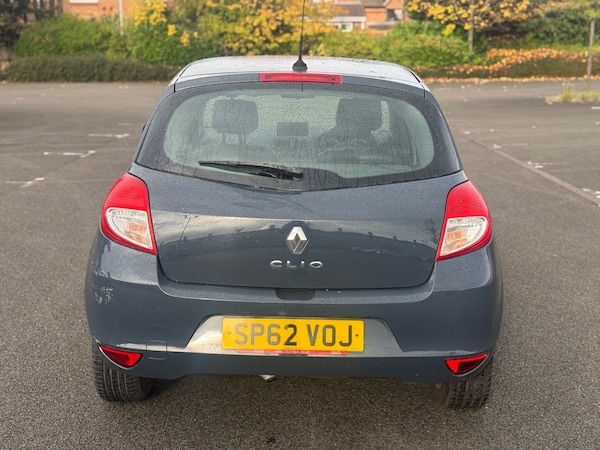 Used Renault Clio 2012 for sale - 76340665: Photo 5