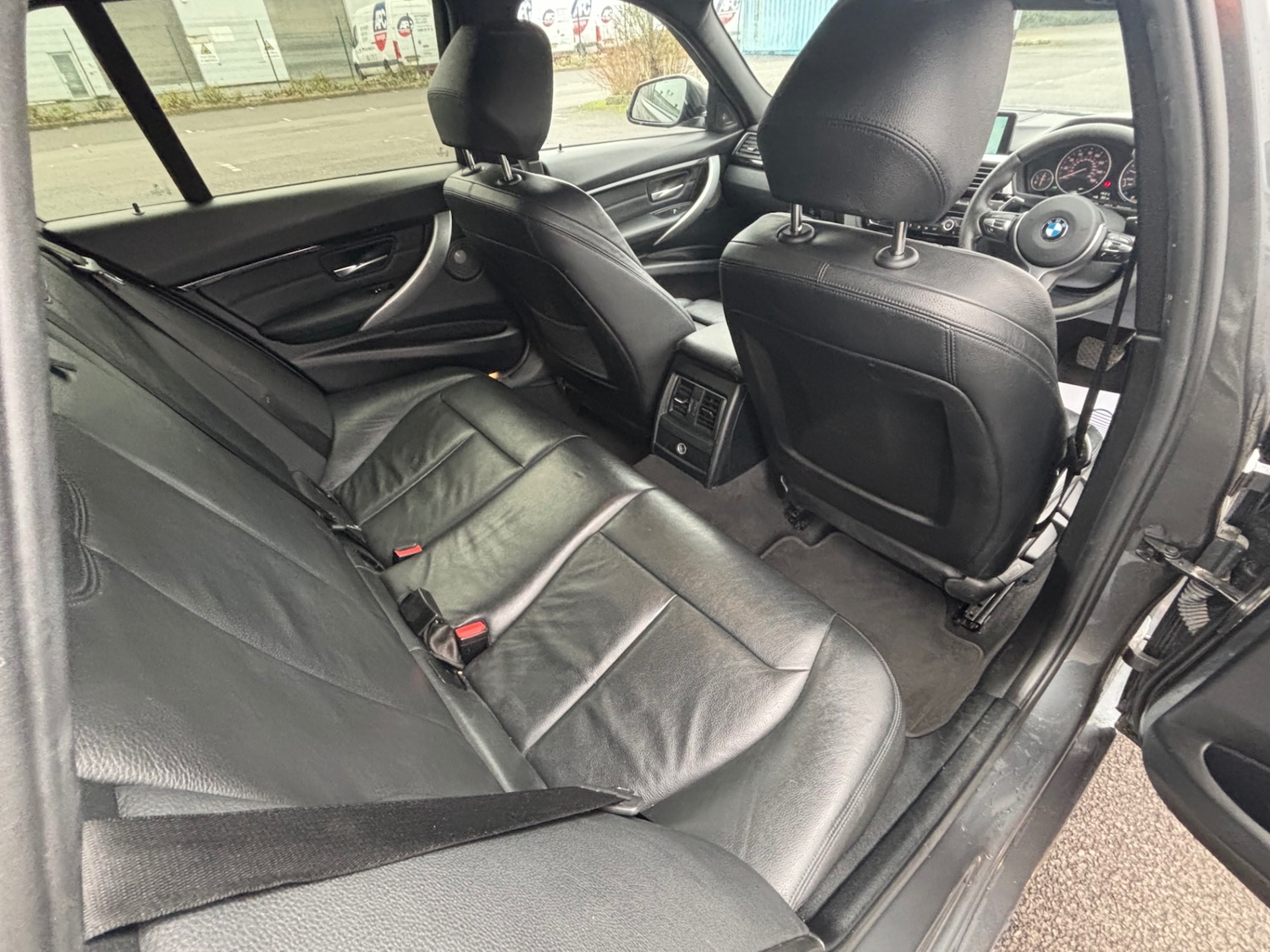 Used BMW 3 Series 2017 for sale - 76566381: Photo 12