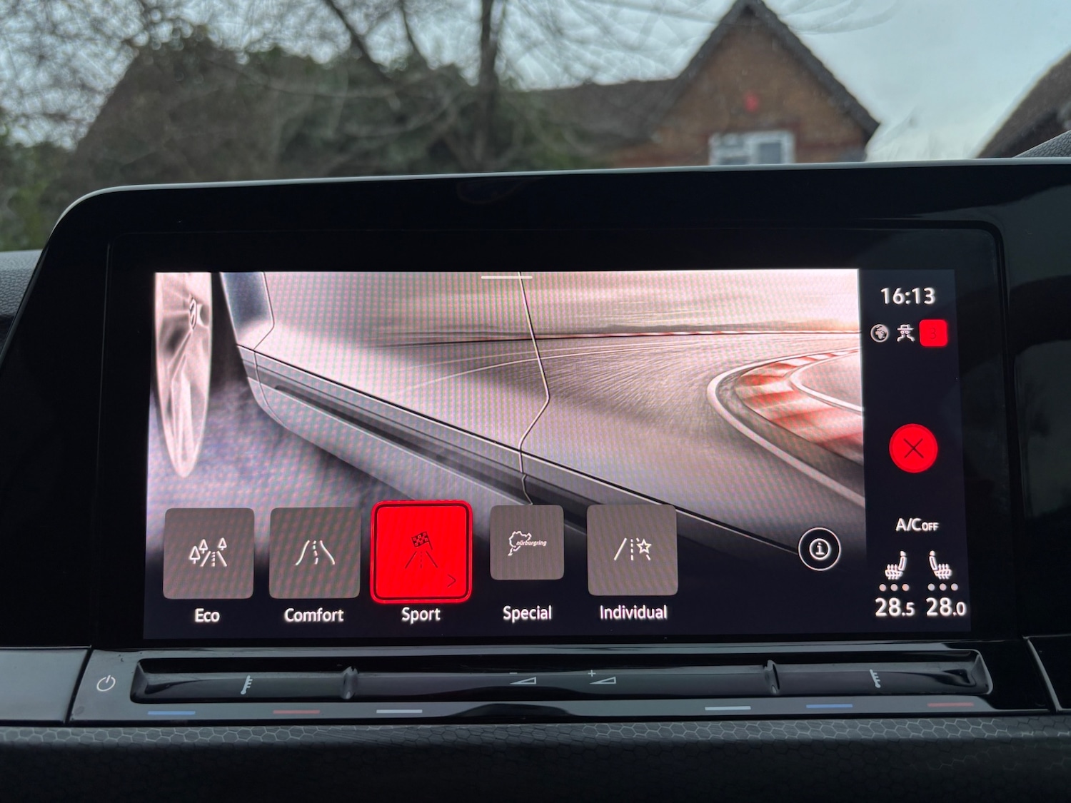 Used Volkswagen Golf 2021 for sale - 77381171: Photo 14