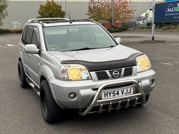 Used Nissan X-Trail 2004 for sale - 76222730: Photo 2
