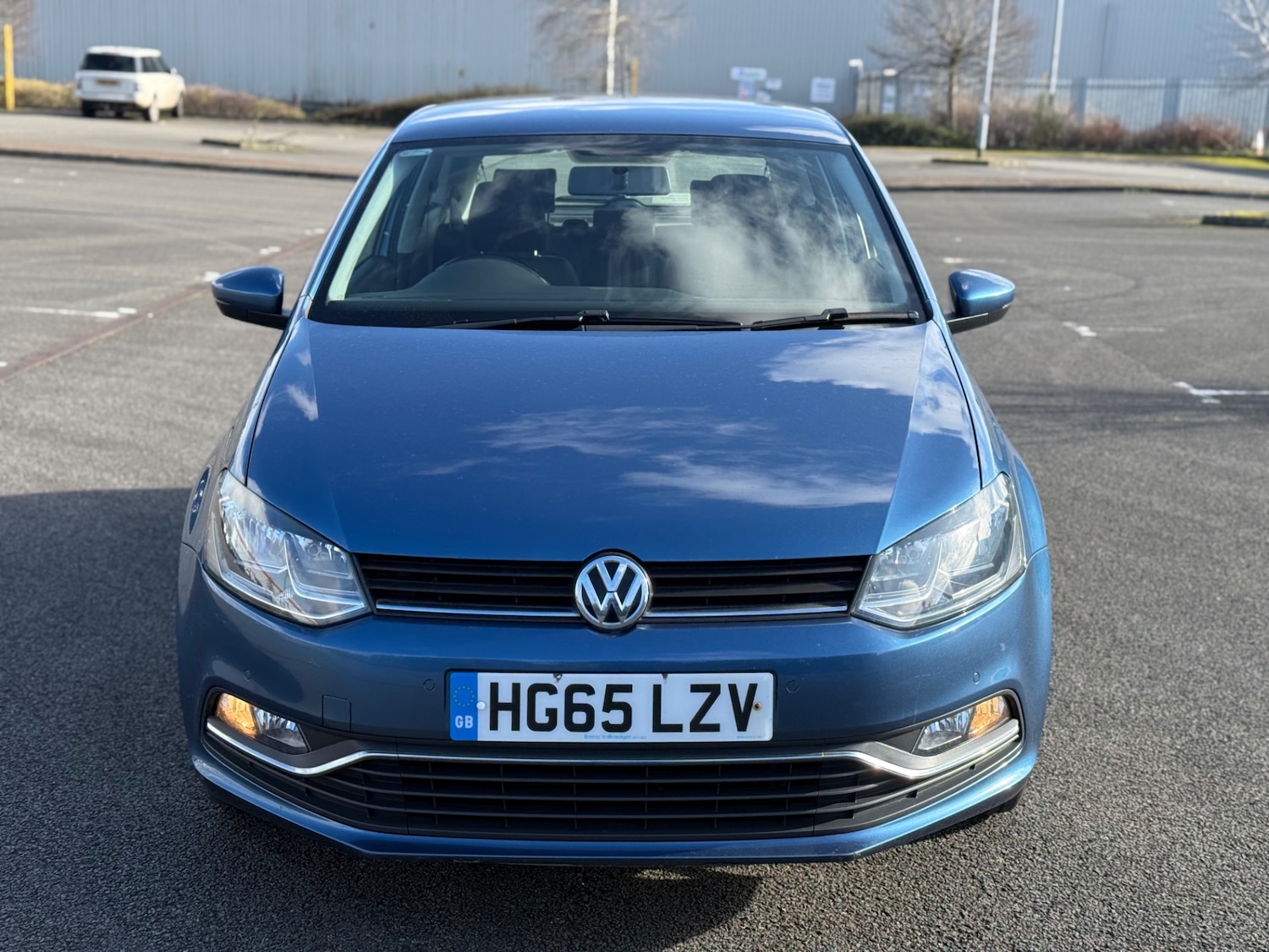 Used Volkswagen Polo 2016 for sale - 77730921: Photo 2