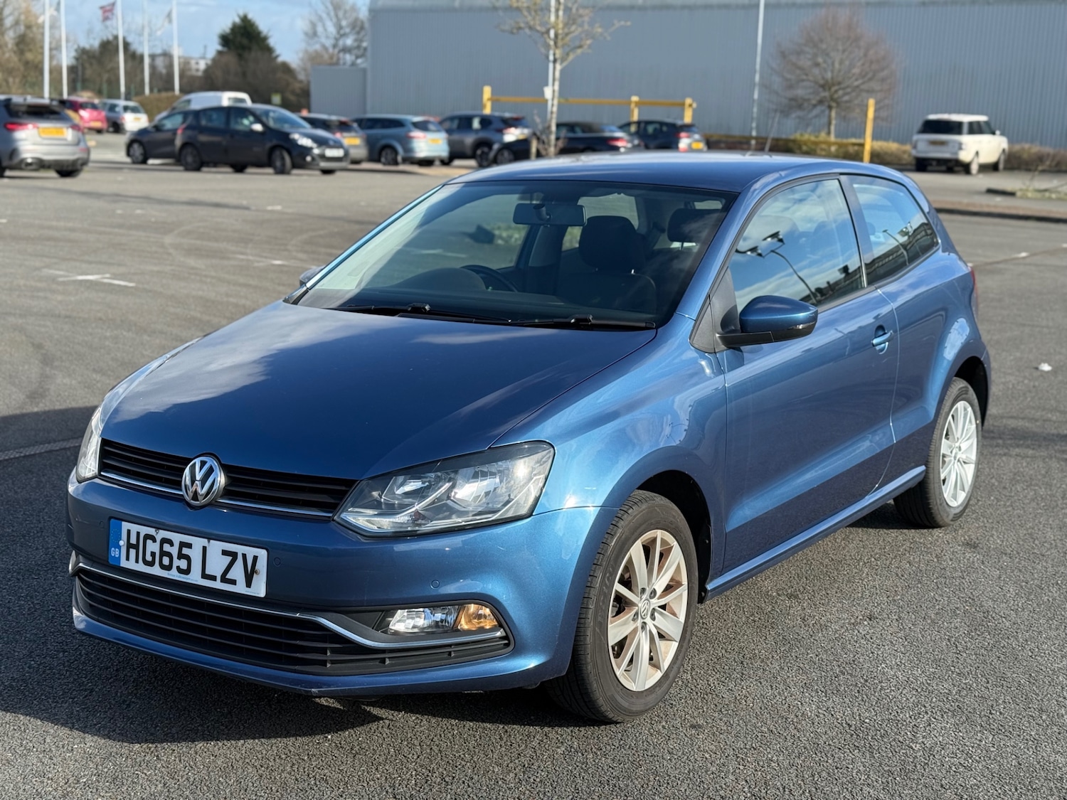 Used Volkswagen Polo 2016 for sale - 77730921: Photo 3